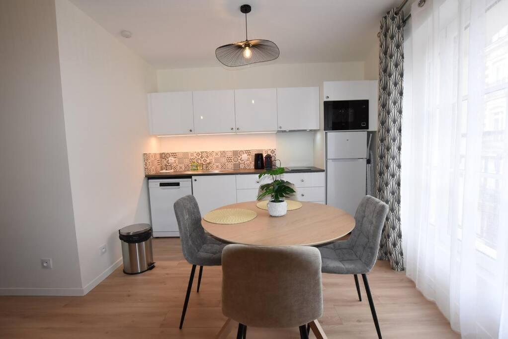 Le Luca, Hyper Centre, Type 2, 4 Personnes Apartment Rennes Exterior photo